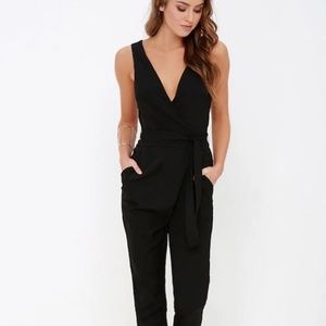 Calvin Klein Jumpsuit Black Jersey Knit Embellished Sexy Deep V Sleeveless Sz 8